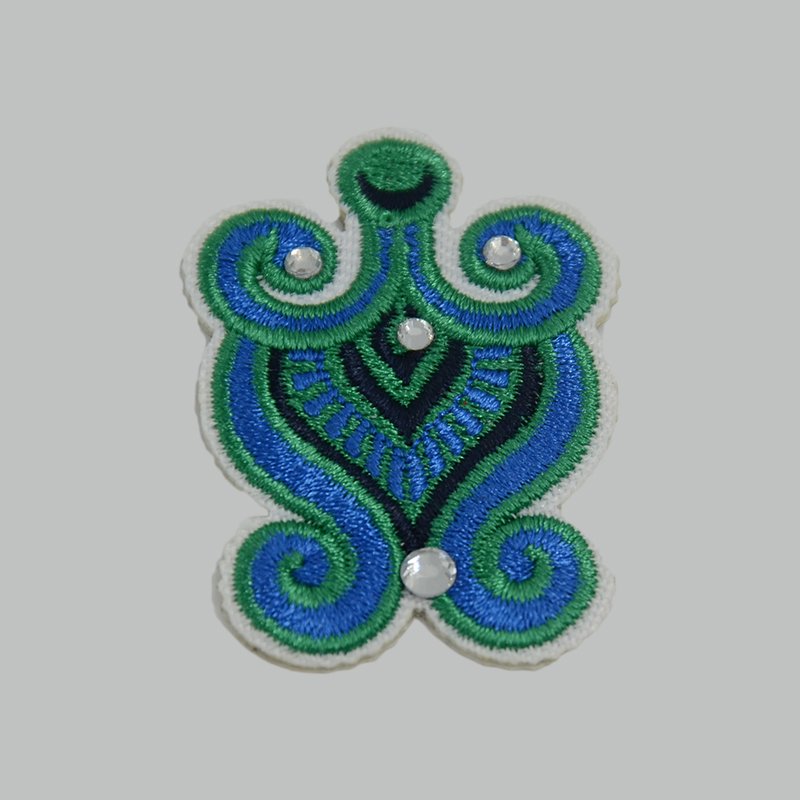 Custom iron on rhinestone applique sew on embroidered patches for jeans